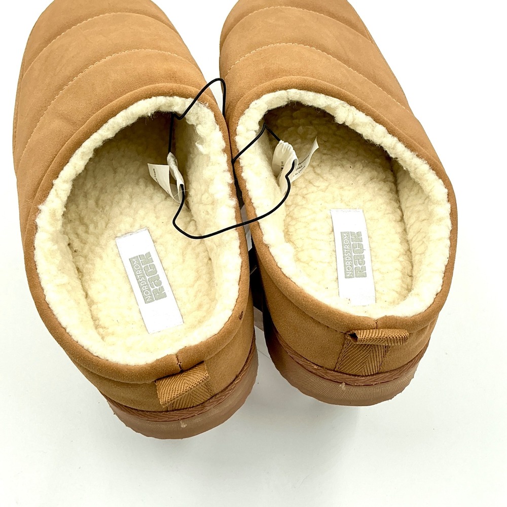 Nordstrom Rack Mens Size 9-10 Slippers Tan Quilted Faux Fur Puffer MSRP $30 - Picture 10 of 14